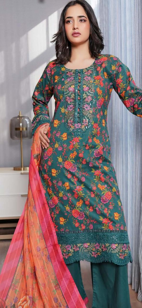 muneera desighner