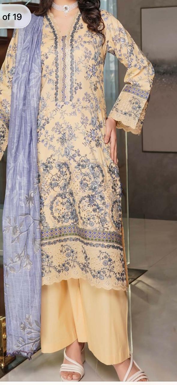 muneera desighner